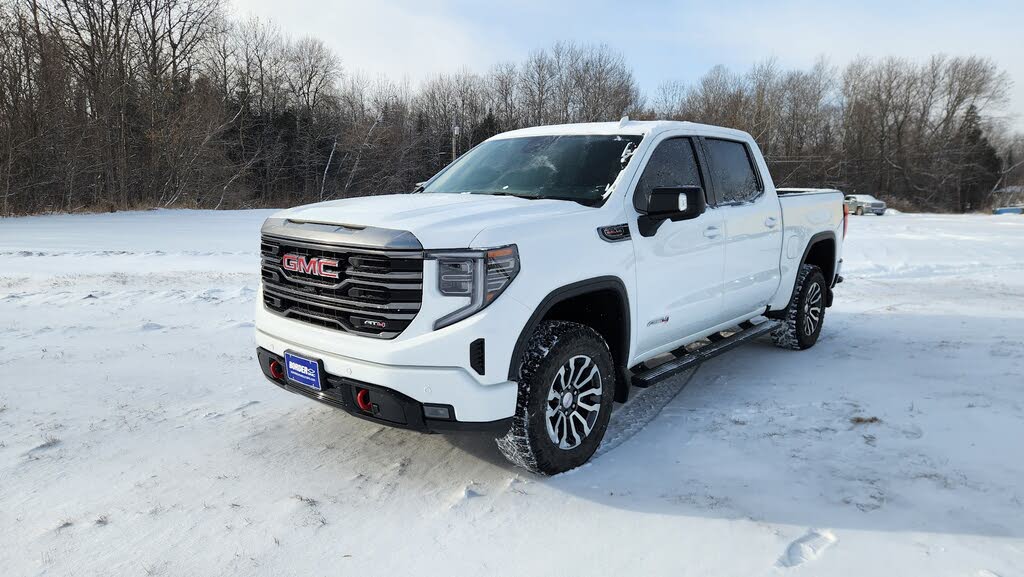 2023 GMC Sierra 1500 AT4 Crew Cab 4WD