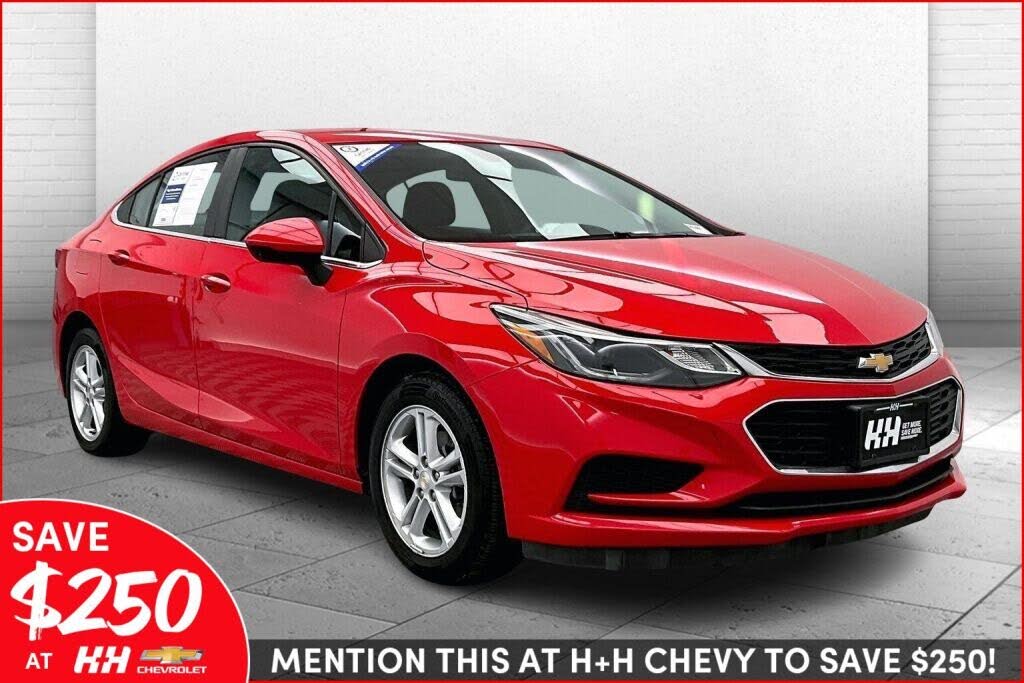 2017 Chevrolet Cruze LT Sedan FWD