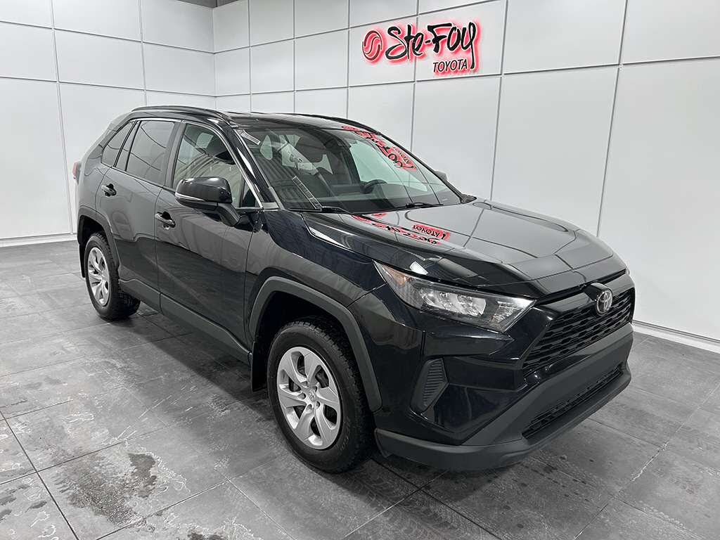 2021 Toyota RAV4 LE AWD