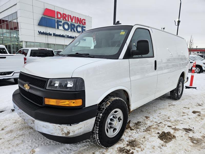 2022 Chevrolet Express Cargo 2500 RWD