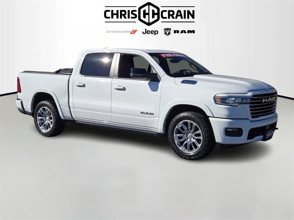 2025 RAM 1500 Laramie Crew Cab 4WD