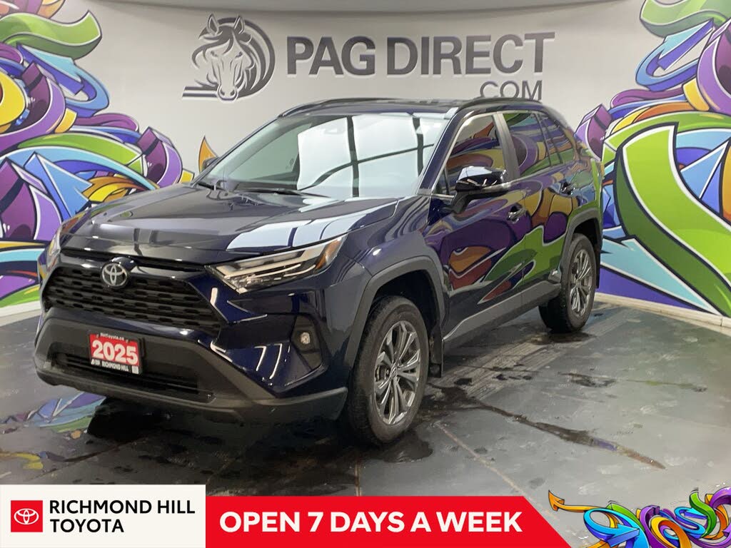Toyota RAV4 Hybrid XLE AWD 2025