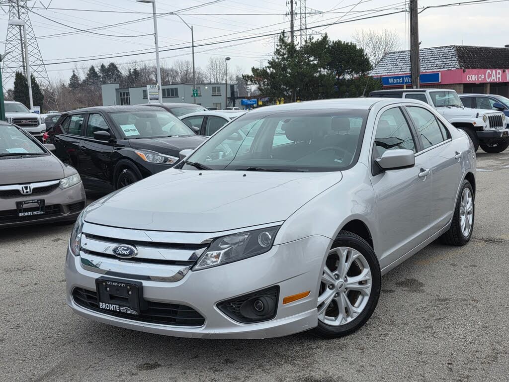 2012 Ford Fusion SE