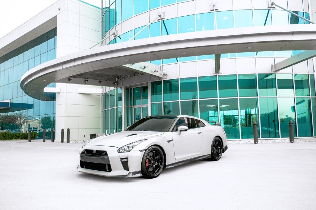 2017 Nissan GT-R Premium