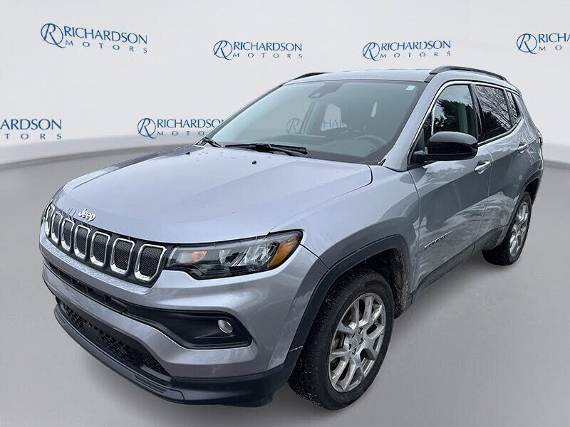 2022 Jeep Compass Latitude Lux 4WD