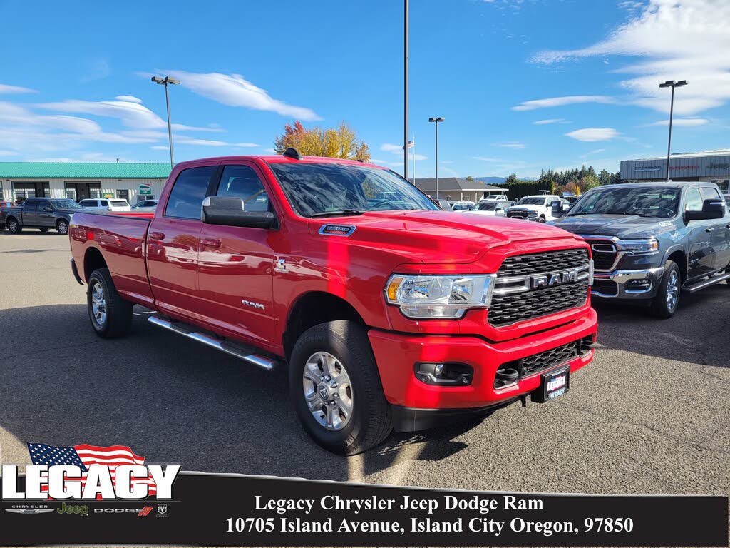 2022 RAM 3500 Big Horn Crew Cab LB 4WD