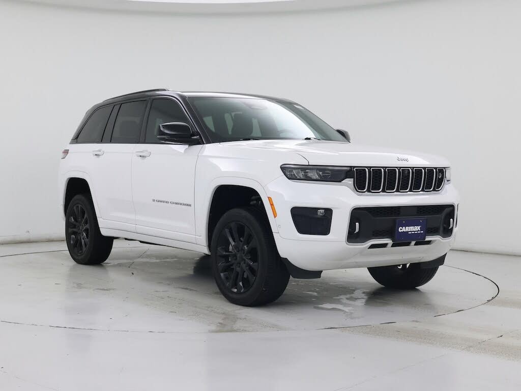 2023 Jeep Grand Cherokee Overland 4WD
