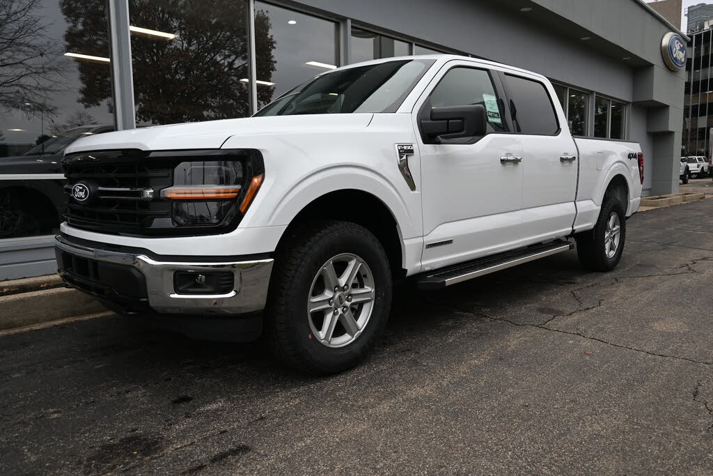 2025 Ford F-150 XLT SuperCrew 4WD