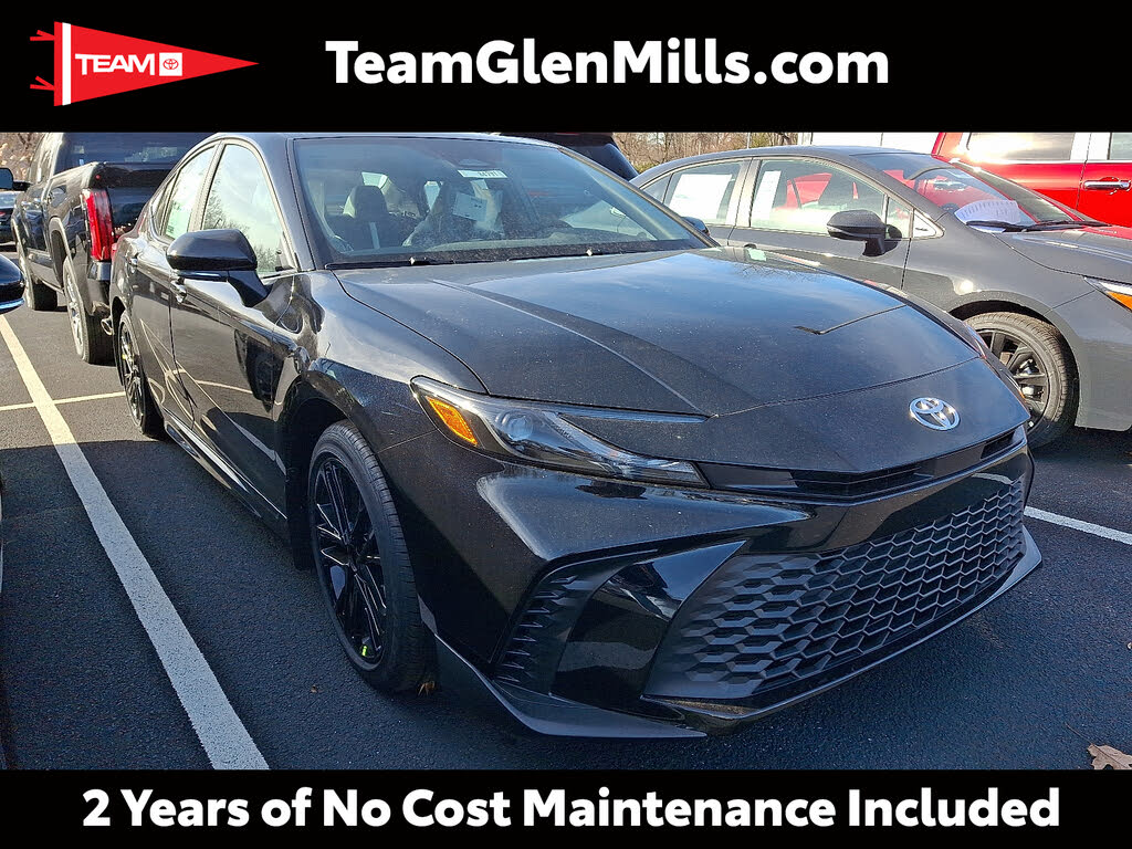 2026 Toyota Camry SE FWD