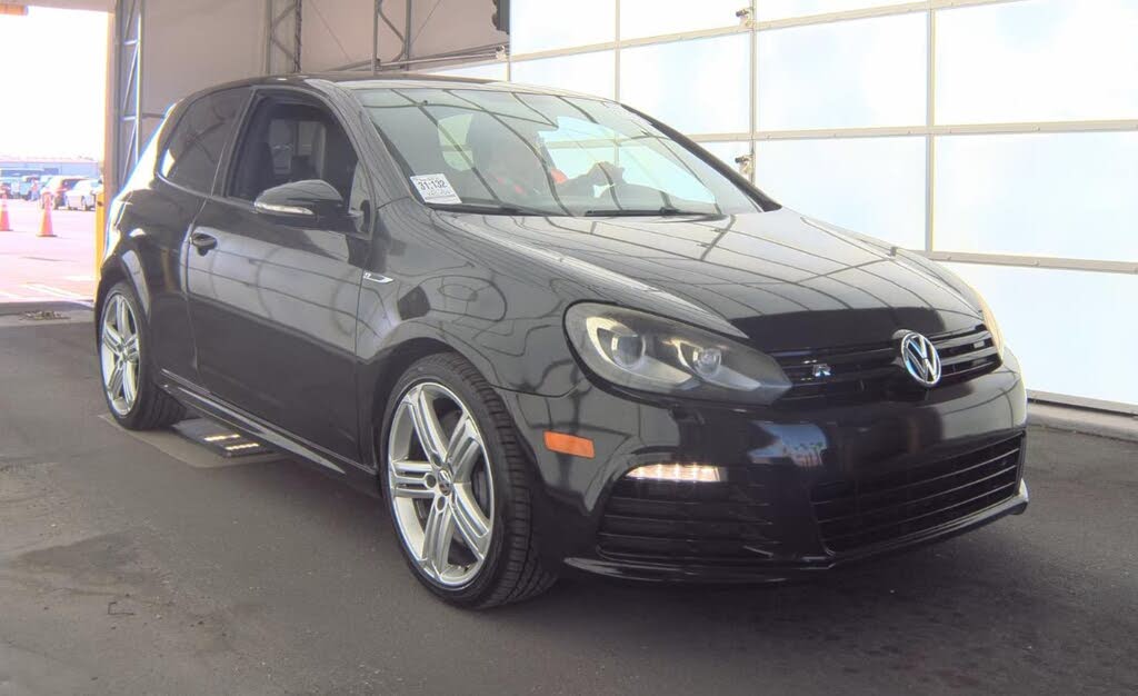 2012 Volkswagen Golf R 2-Door AWD with Sunroof and Navigation