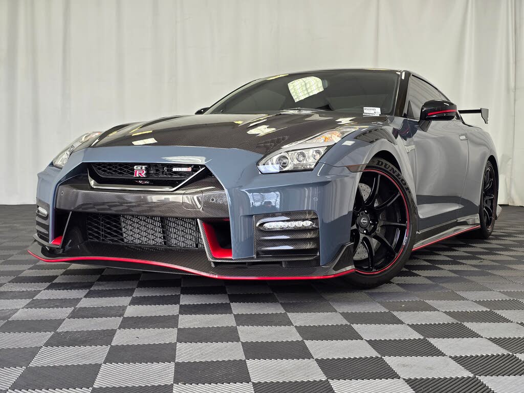 2021 Nissan GT-R NISMO AWD