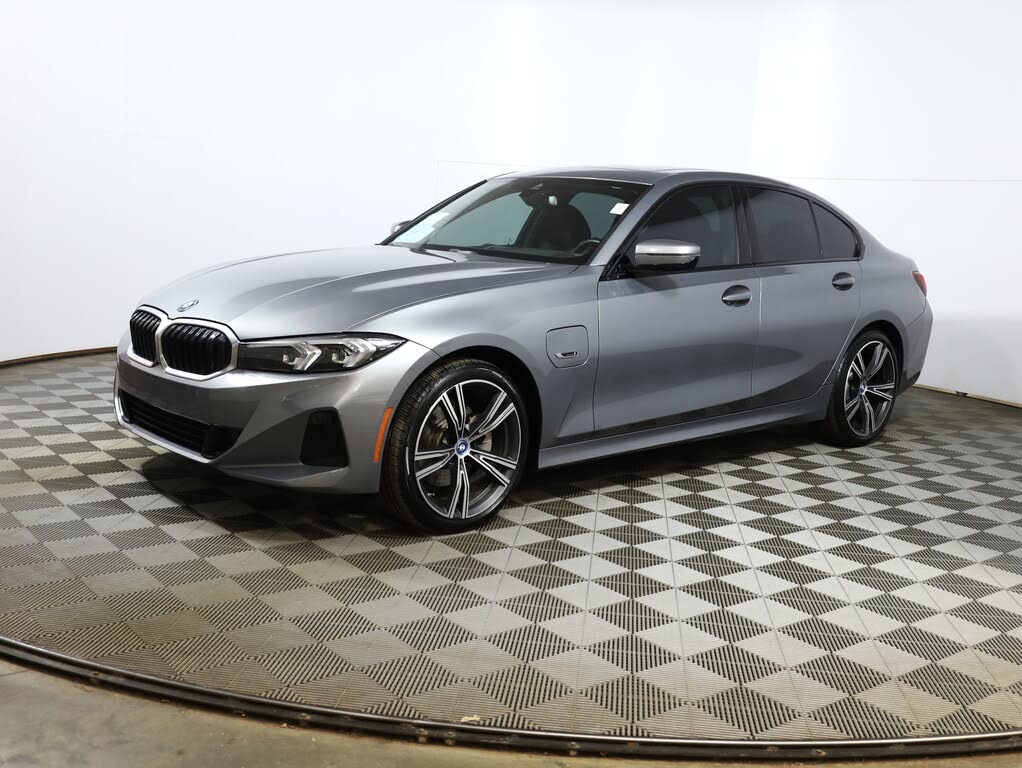 2023 BMW 3 Series 330e Hybrid Plug-in xDrive AWD