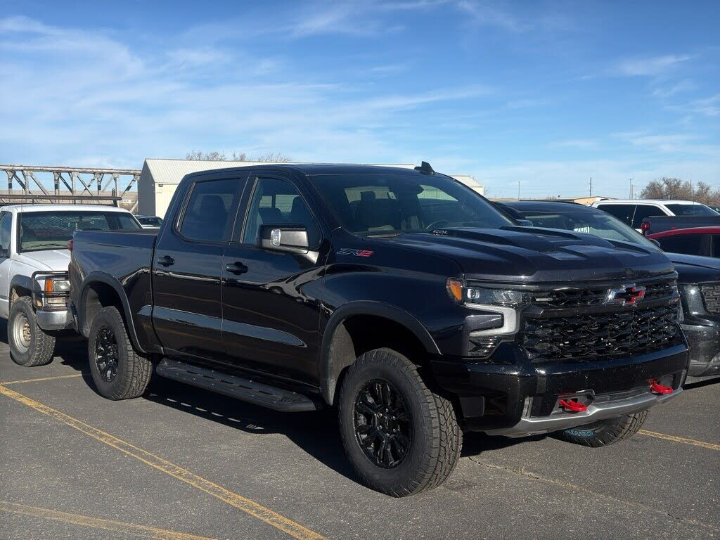 2023 Chevrolet Silverado 1500 ZR2 Crew Cab 4WD