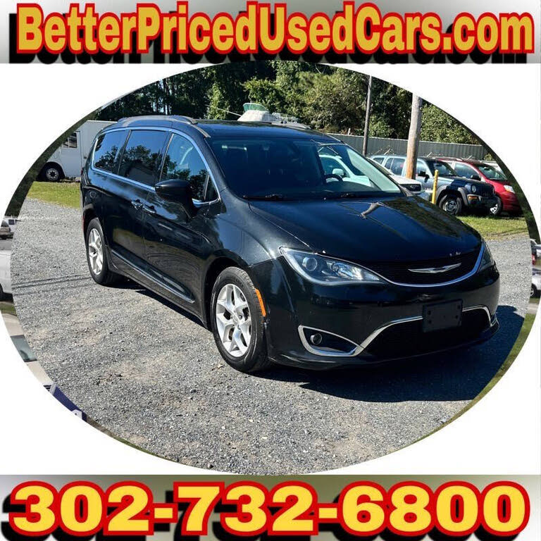 2017 Chrysler Pacifica Touring L FWD