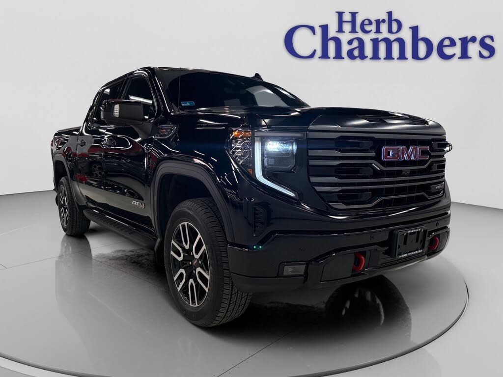 2024 GMC Sierra 1500 AT4 Crew Cab 4WD
