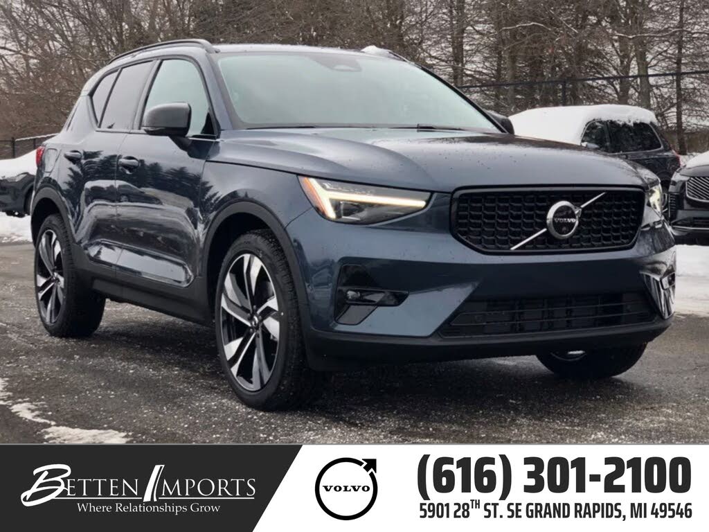 2026 Volvo XC40 B5 Ultra AWD