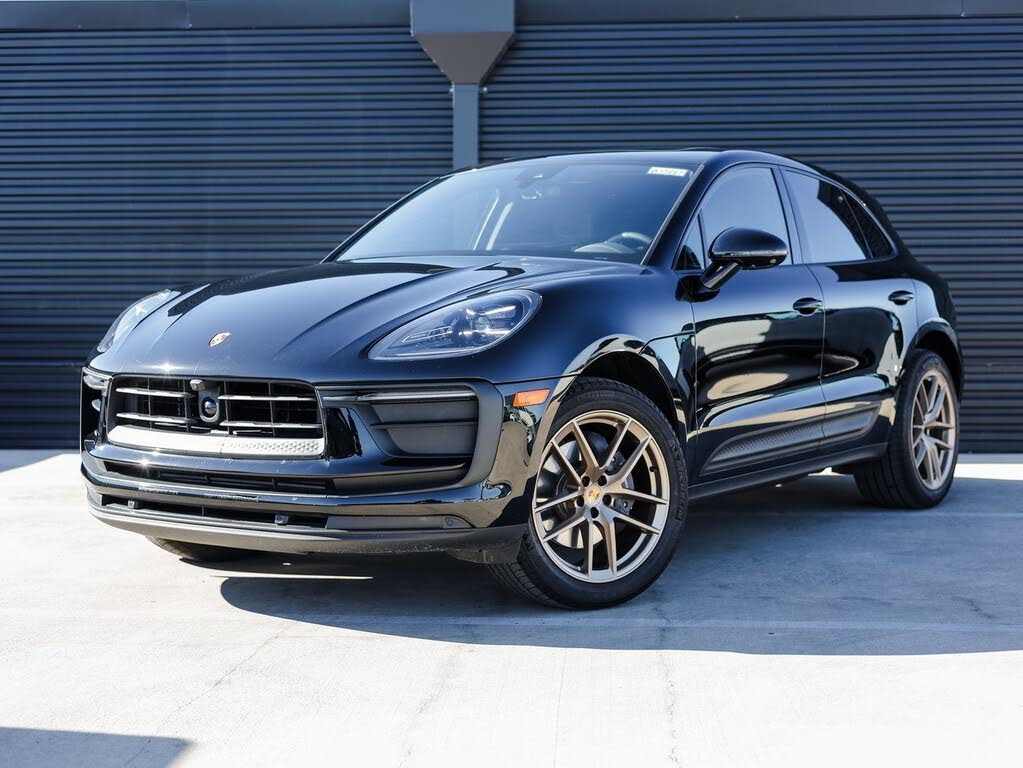 2025 Porsche Macan
