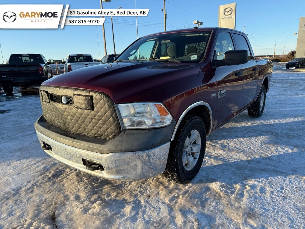 2017 RAM 1500 ST Crew Cab 4WD