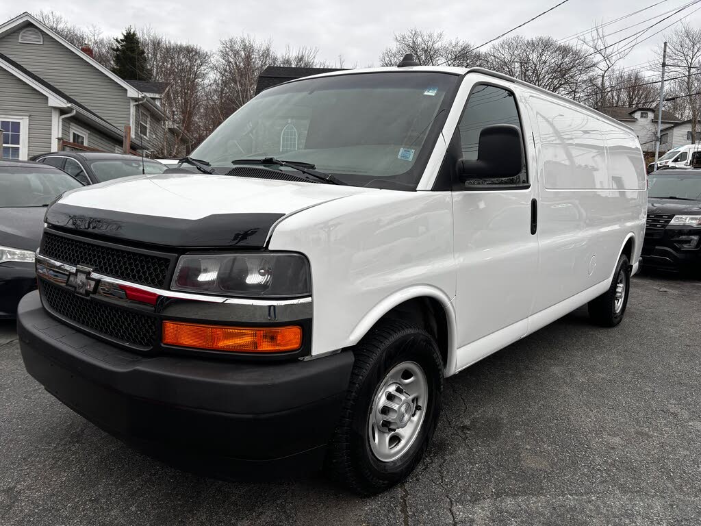 2018 Chevrolet Express Cargo 2500 Extended RWD