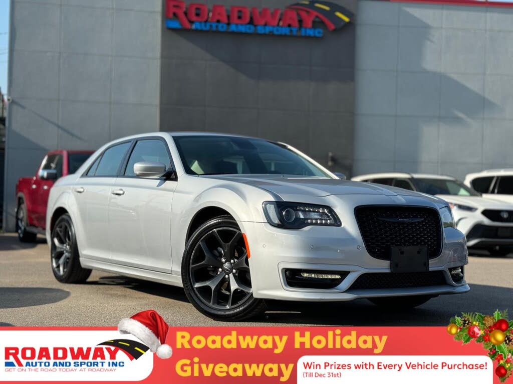 2022 Chrysler 300 Touring L RWD