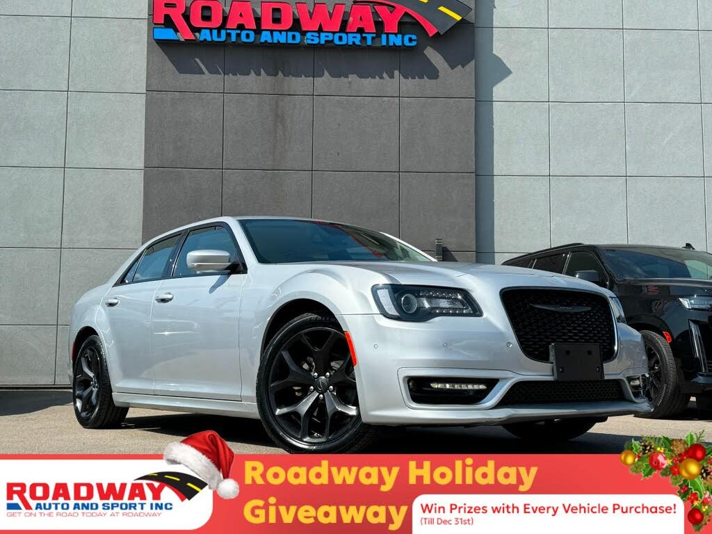 2022 Chrysler 300 Touring L RWD