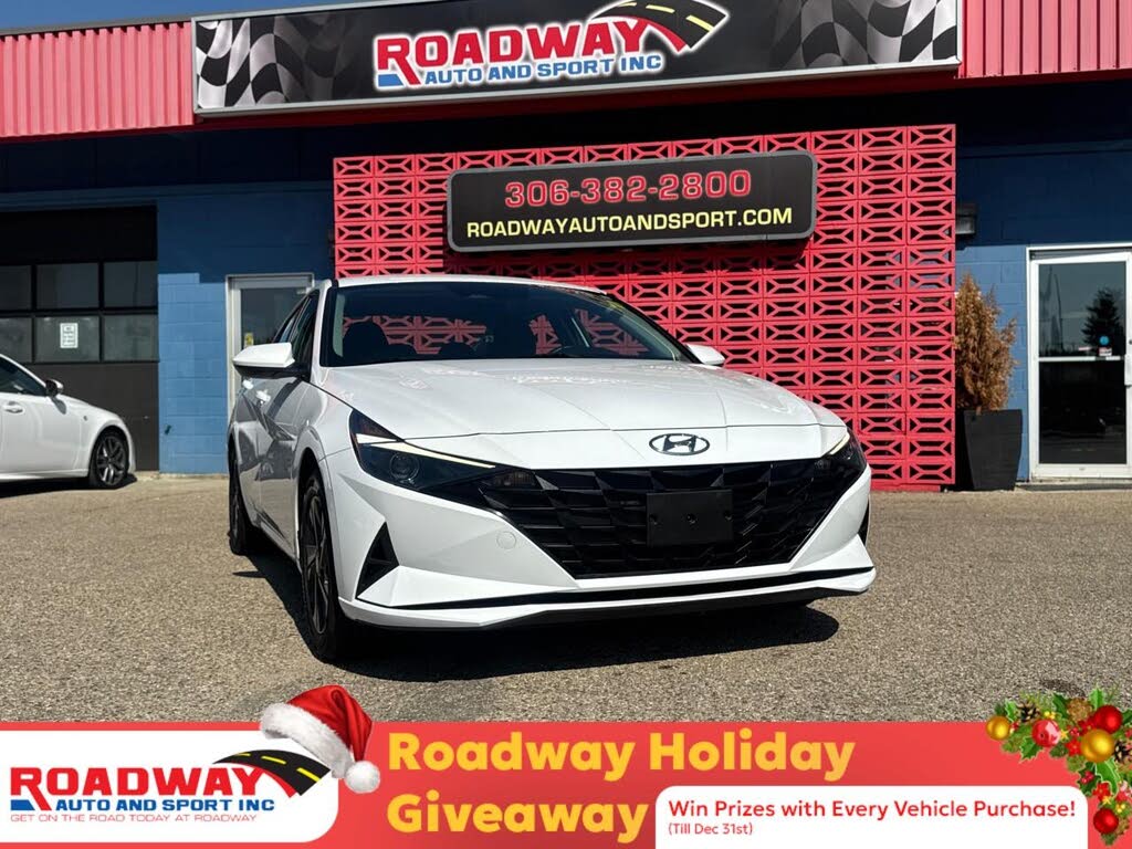 2022 Hyundai Elantra Preferred FWD