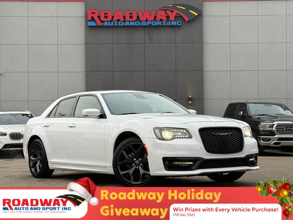 Chrysler 300 S V6 RWD 2023