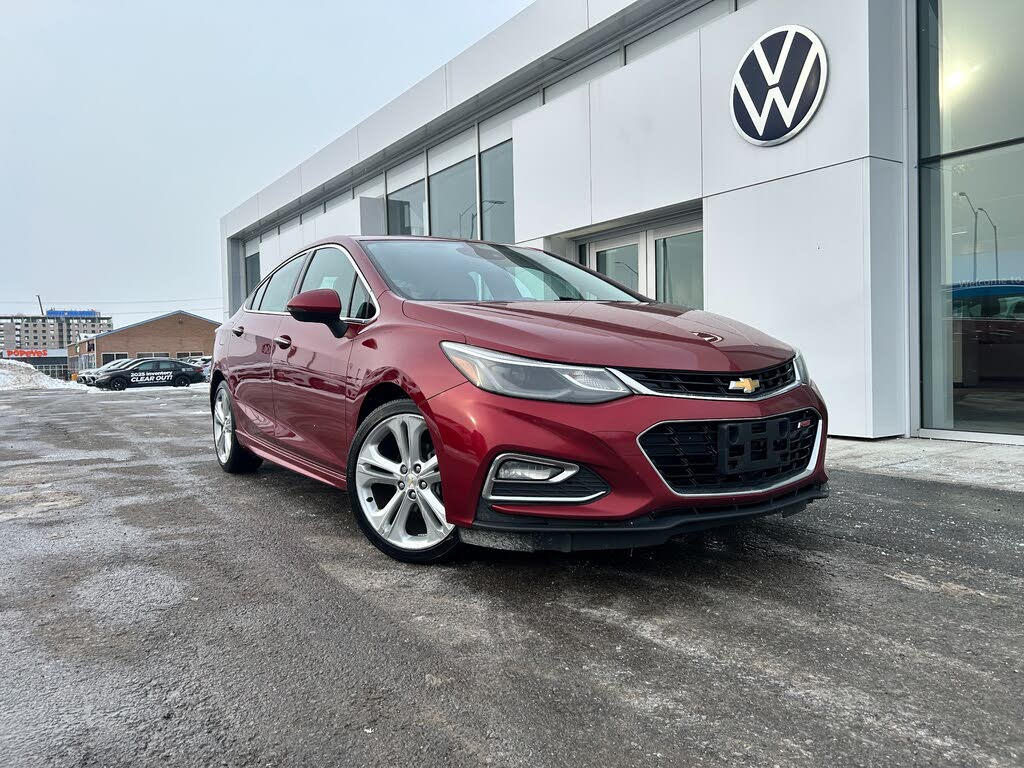 Chevrolet Cruze Premier Sedan FWD 2018