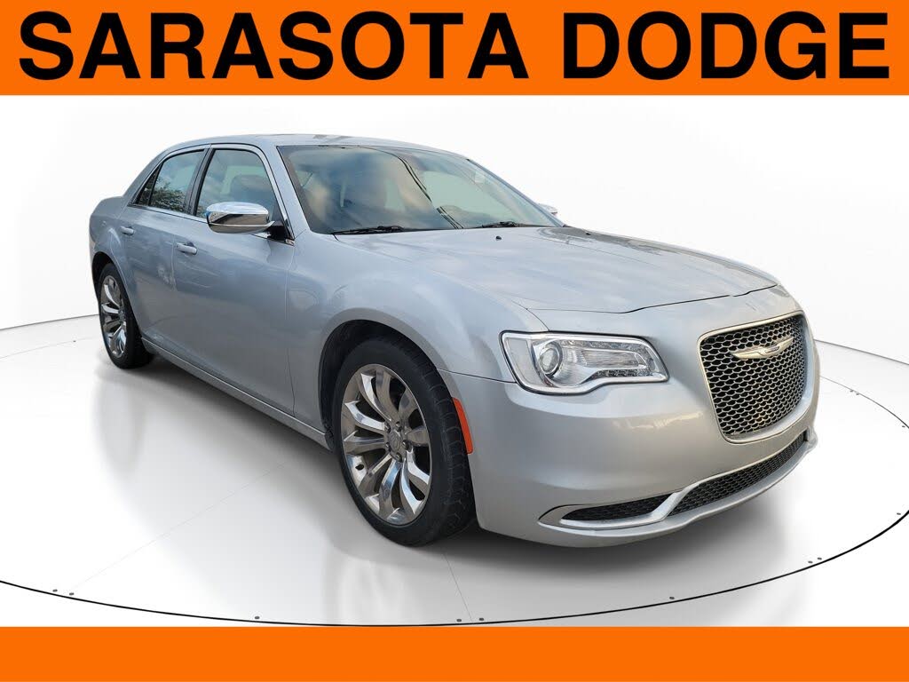 2019 Chrysler 300 Touring RWD