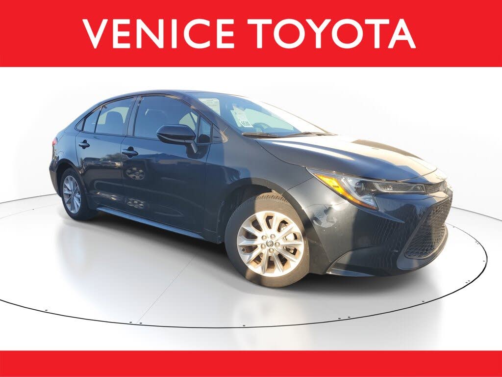 2022 Toyota Corolla LE FWD