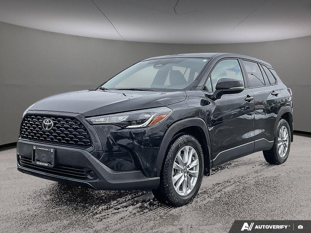 2023 Toyota Corolla Cross LE AWD