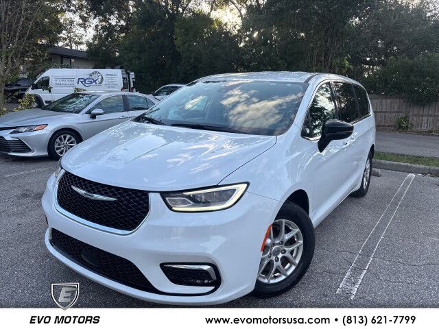 2024 Chrysler Pacifica Touring L FWD