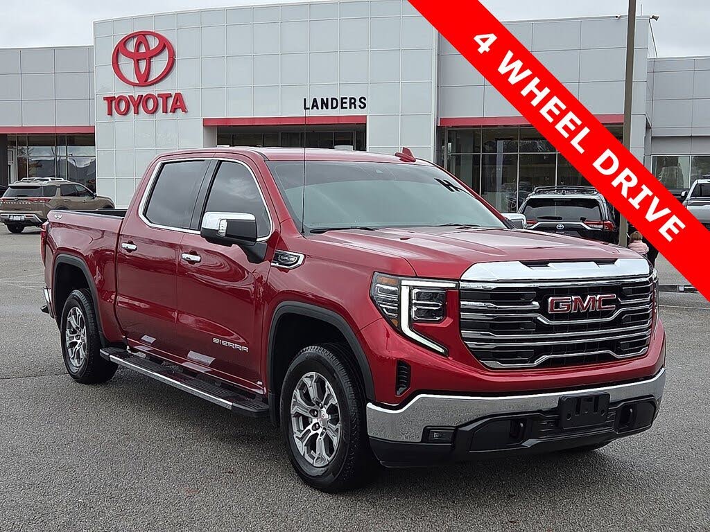 2024 GMC Sierra 1500 SLT Crew Cab 4WD