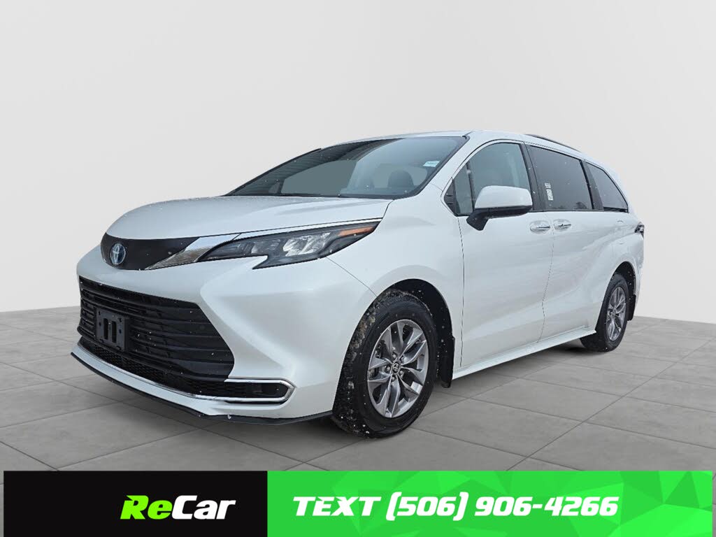 2024 Toyota Sienna XSE 7-Passenger FWD