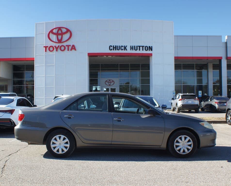 2005 Toyota Camry FWD