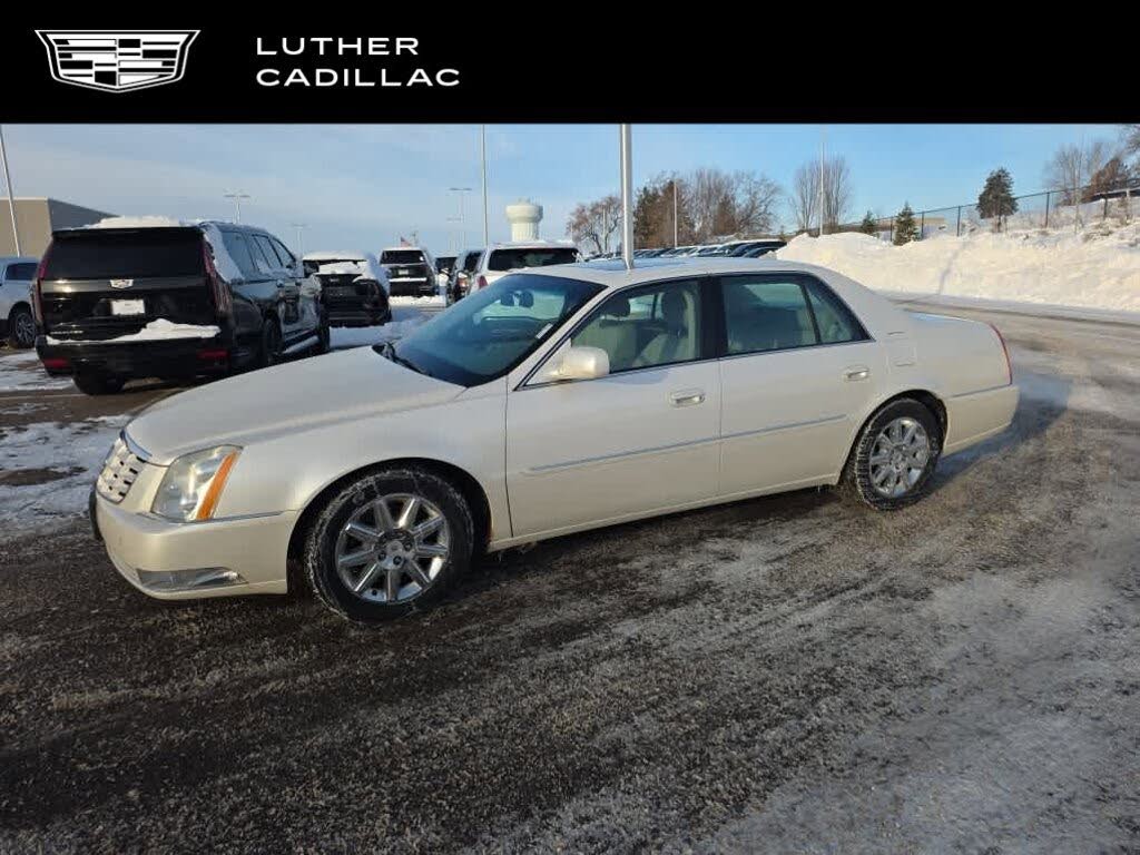 2011 Cadillac DTS Premium FWD