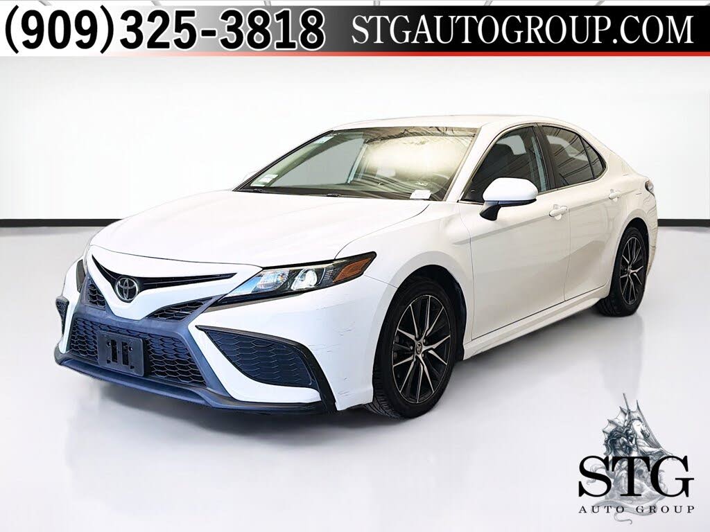 2021 Toyota Camry SE FWD