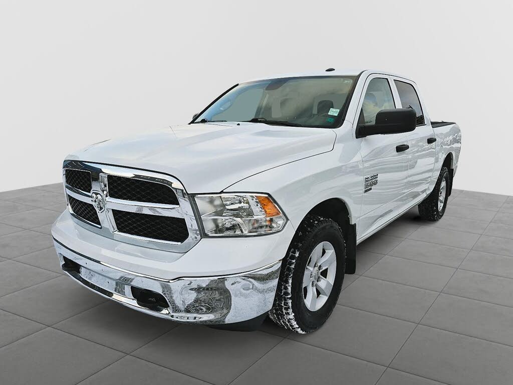2022 RAM 1500 Classic SLT Crew Cab 4WD