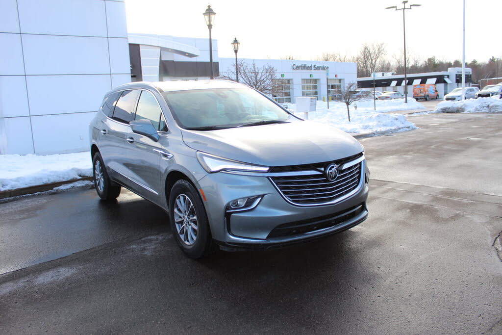 2023 Buick Enclave Essence FWD