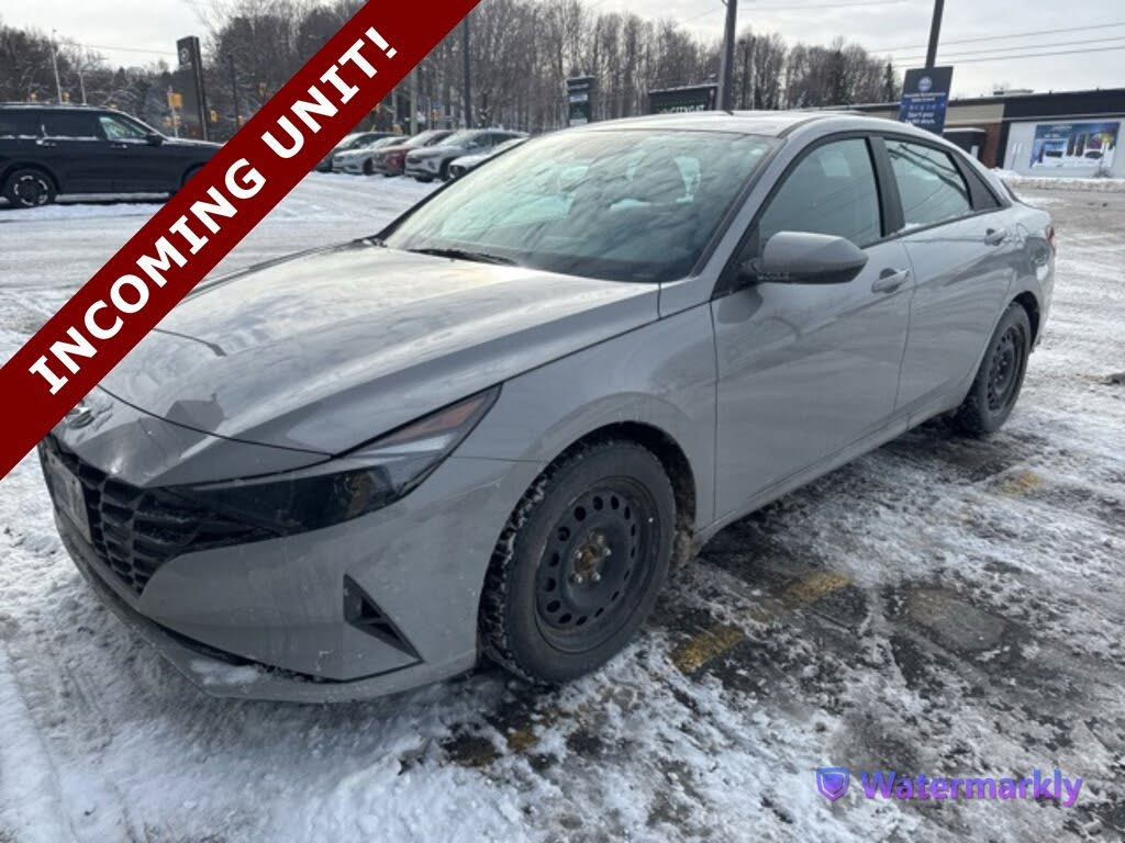 2023 Hyundai Elantra Preferred FWD