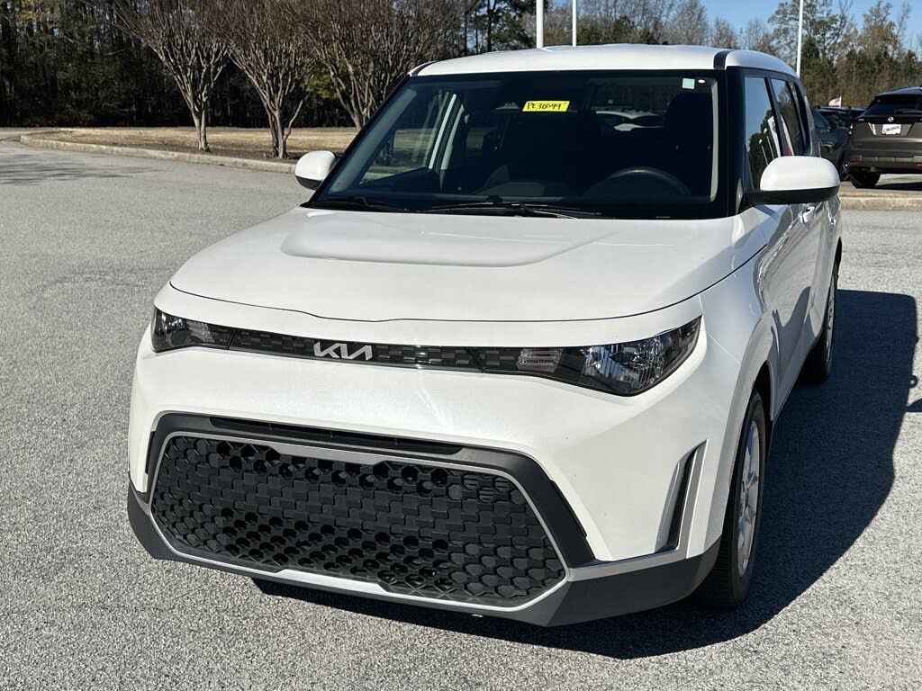 2023 Kia Soul LX FWD