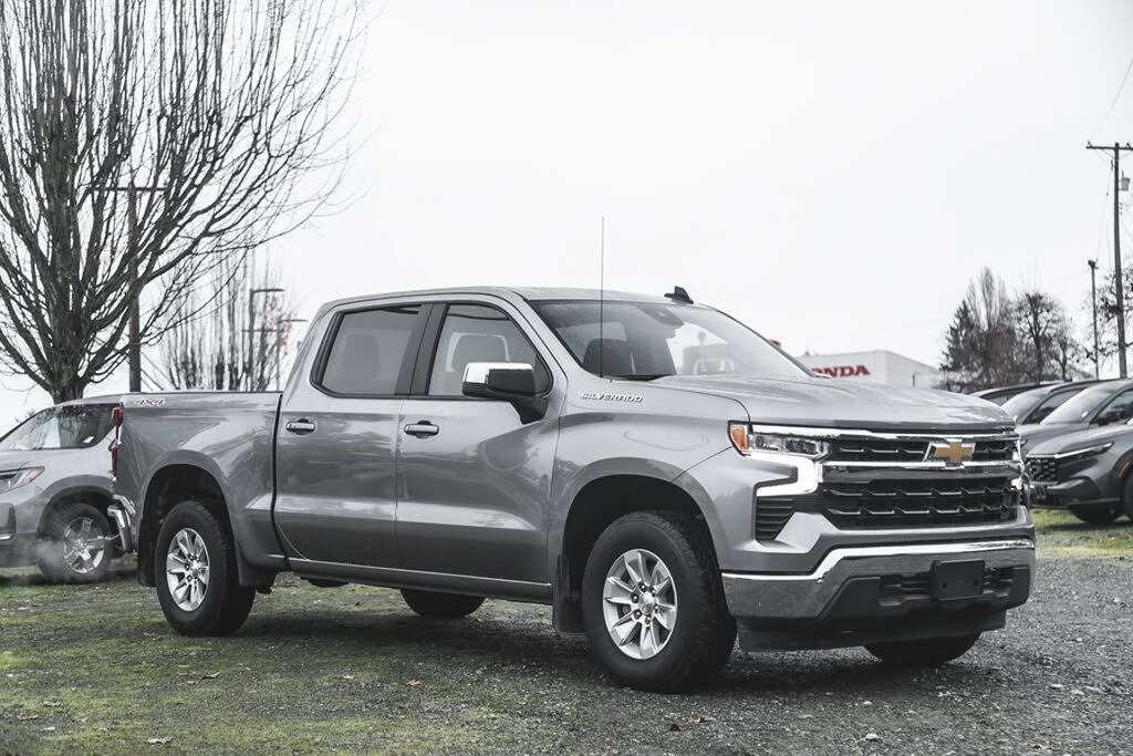 Chevrolet Silverado 1500 LT Crew Cab 4WD 2025