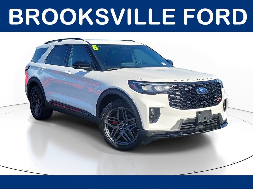 2025 Ford Explorer ST RWD