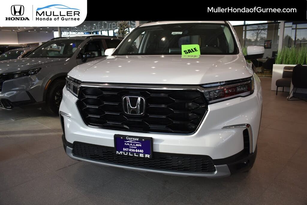 2025 Honda Pilot Touring AWD