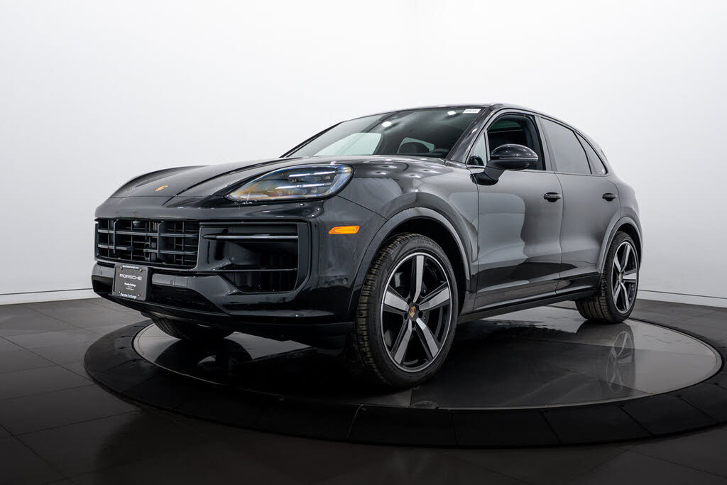 2025 Porsche Cayenne AWD