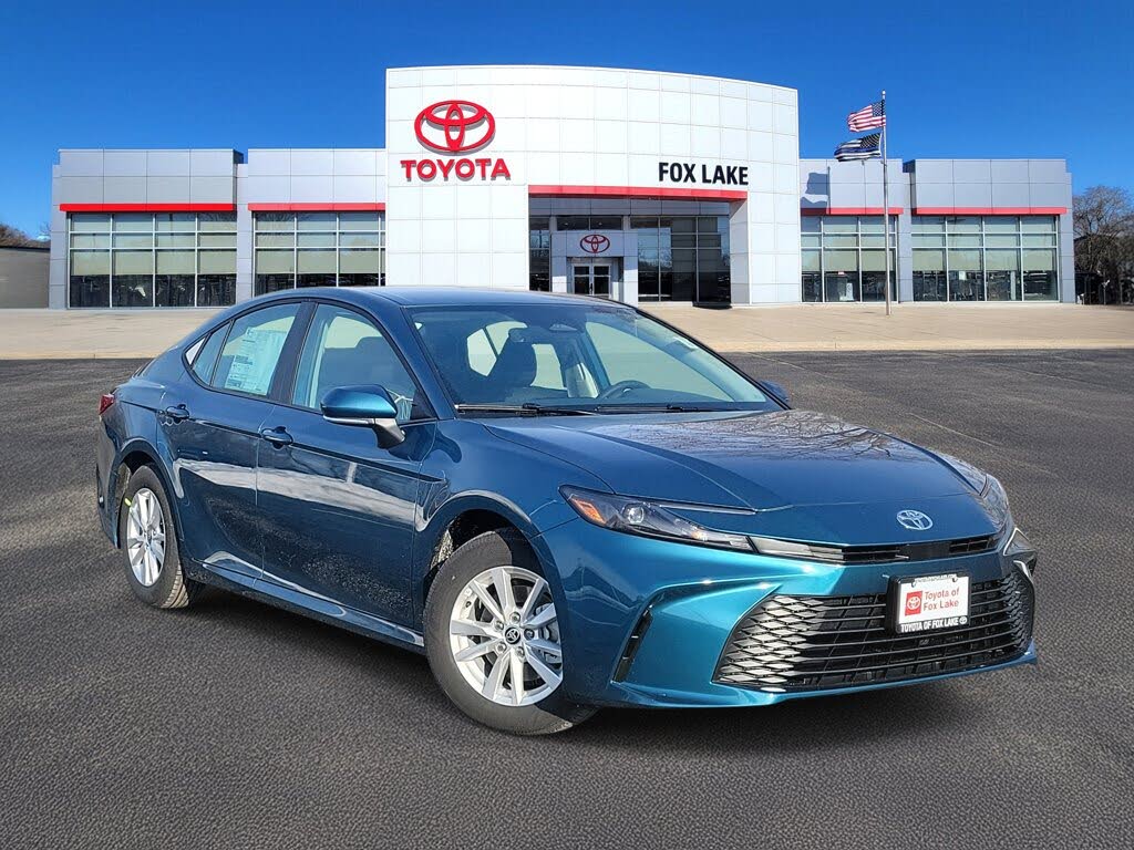 2026 Toyota Camry LE FWD