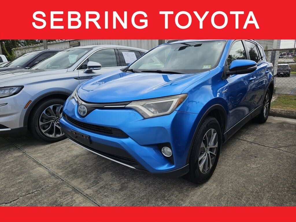 2017 Toyota RAV4 Hybrid XLE AWD