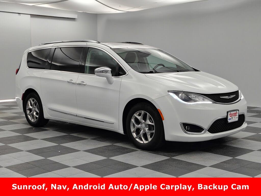 2018 Chrysler Pacifica Limited FWD