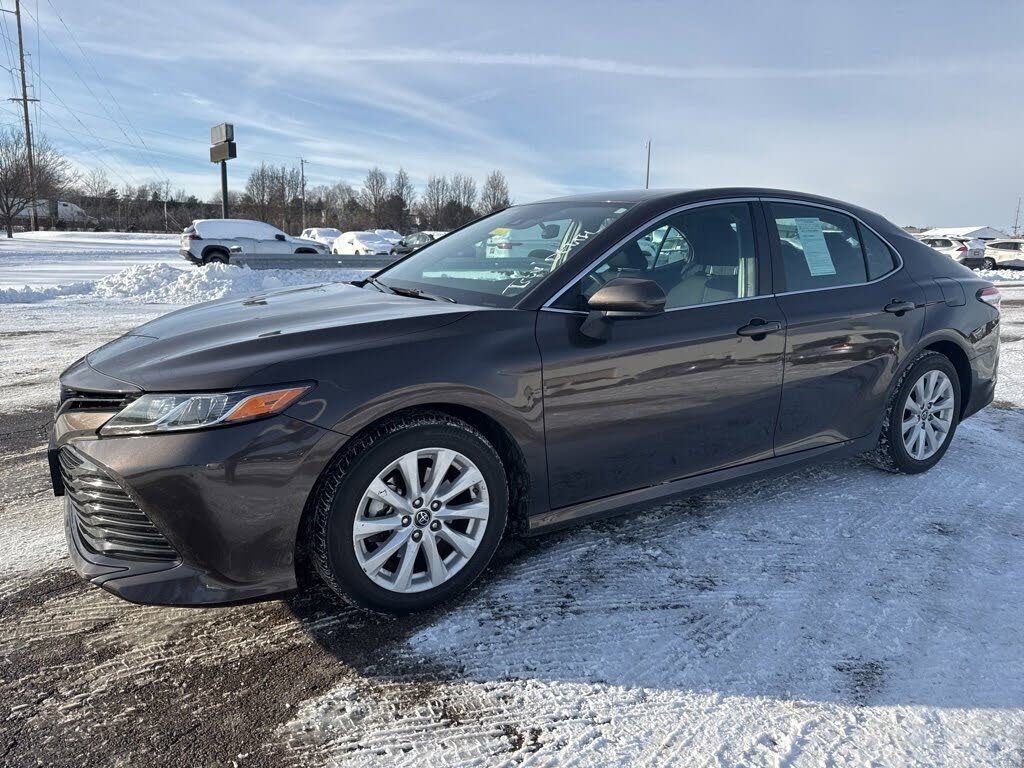2019 Toyota Camry LE FWD