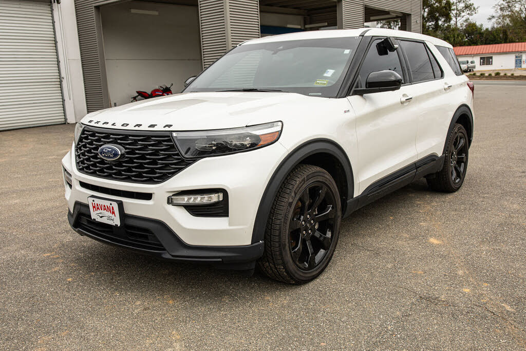 2022 Ford Explorer ST-Line AWD